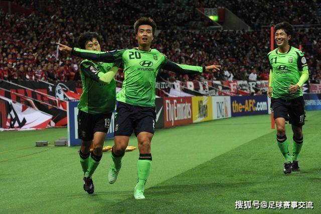 中超积分榜：蓉城绝杀9分领跑 泰山4-1反超申花升至第5
