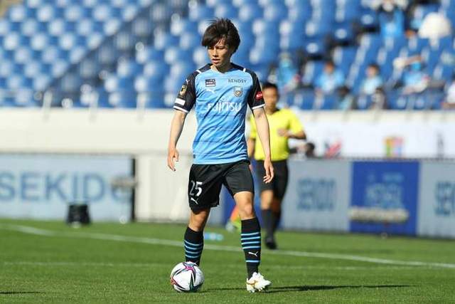新一期FIFA排名：国足排名上升两位至第90