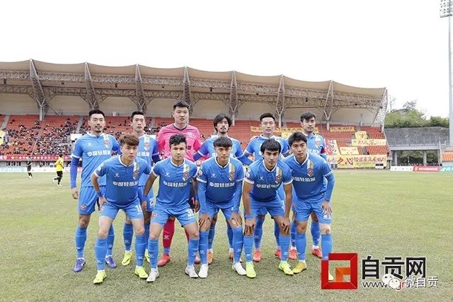 詹姆斯大三双浓眉29+16 湖人大胜送奇才11连败
